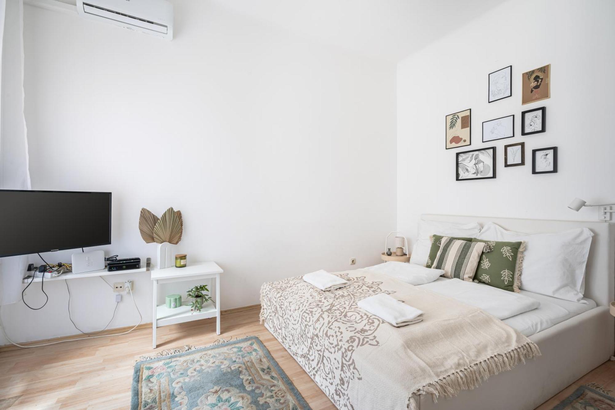 Gleaming Wise Studio Apartment Budapest Ngoại thất bức ảnh